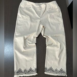 Alfred Dunner Natural Instinct Womens Stretch Fabric Straight Ankle Pant,size18